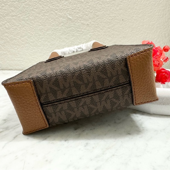 Michael Kors Mercer Extra Small Pebbled Leather Crossbody Bag - Picture 6 of 7